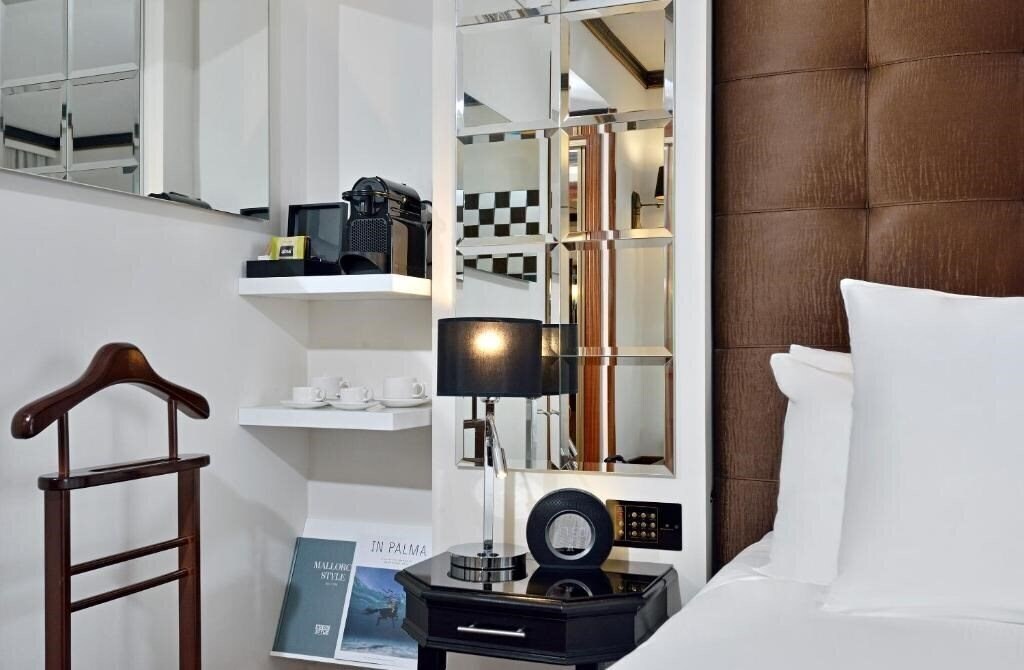 Вид Gran Melia Victoria 5*