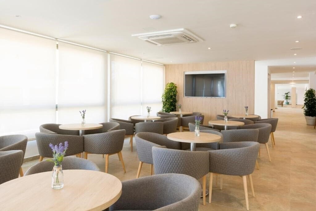 Вид HSM Regana 4*