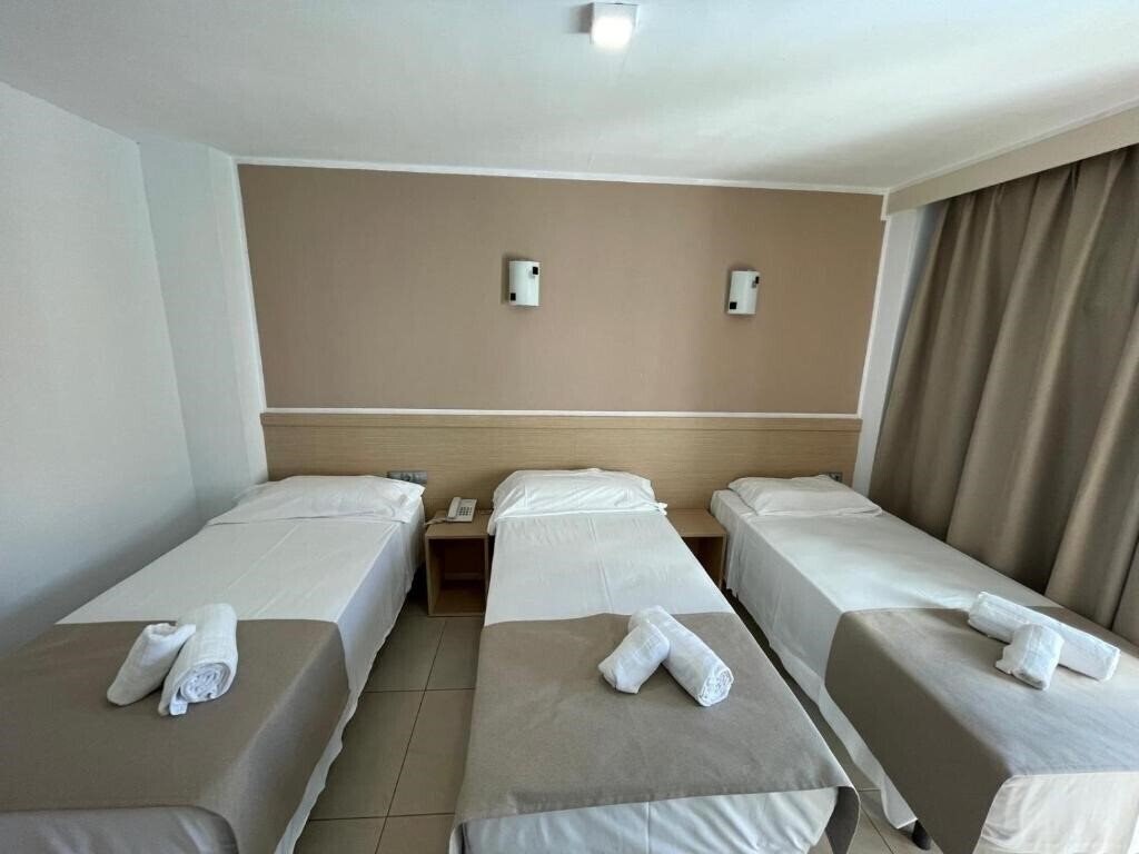 Фотографія Hotel Leblon 1*