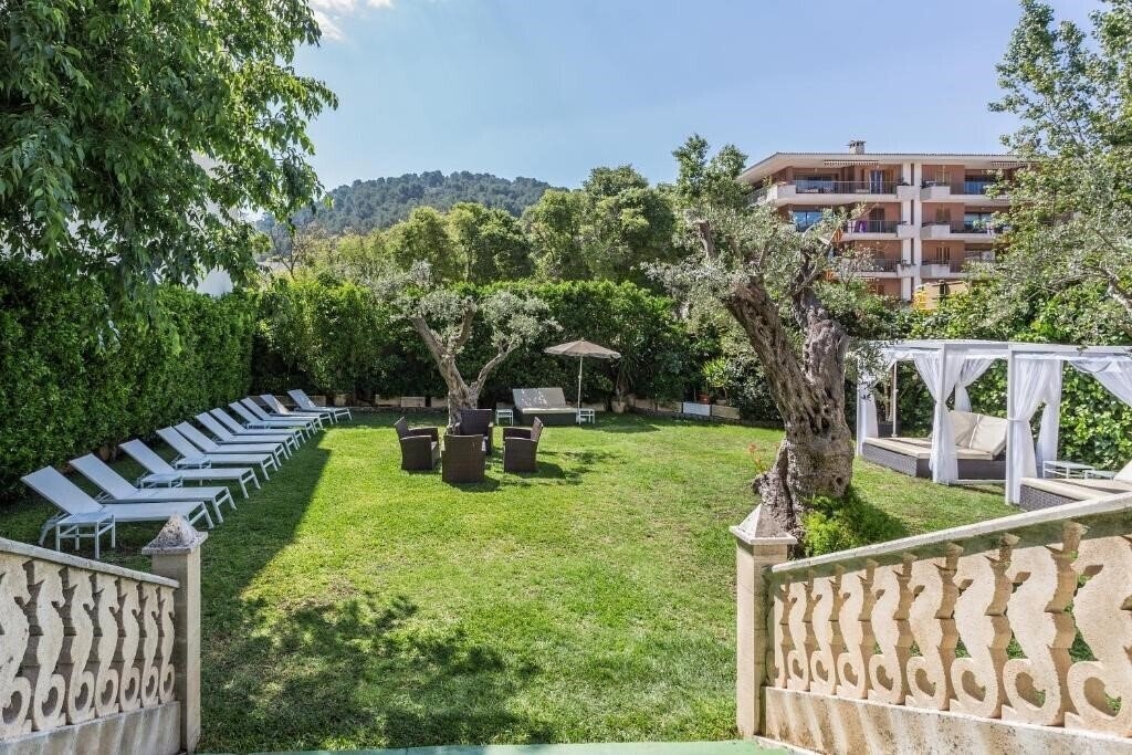 Вид Aparthotel Soller Beach 4*