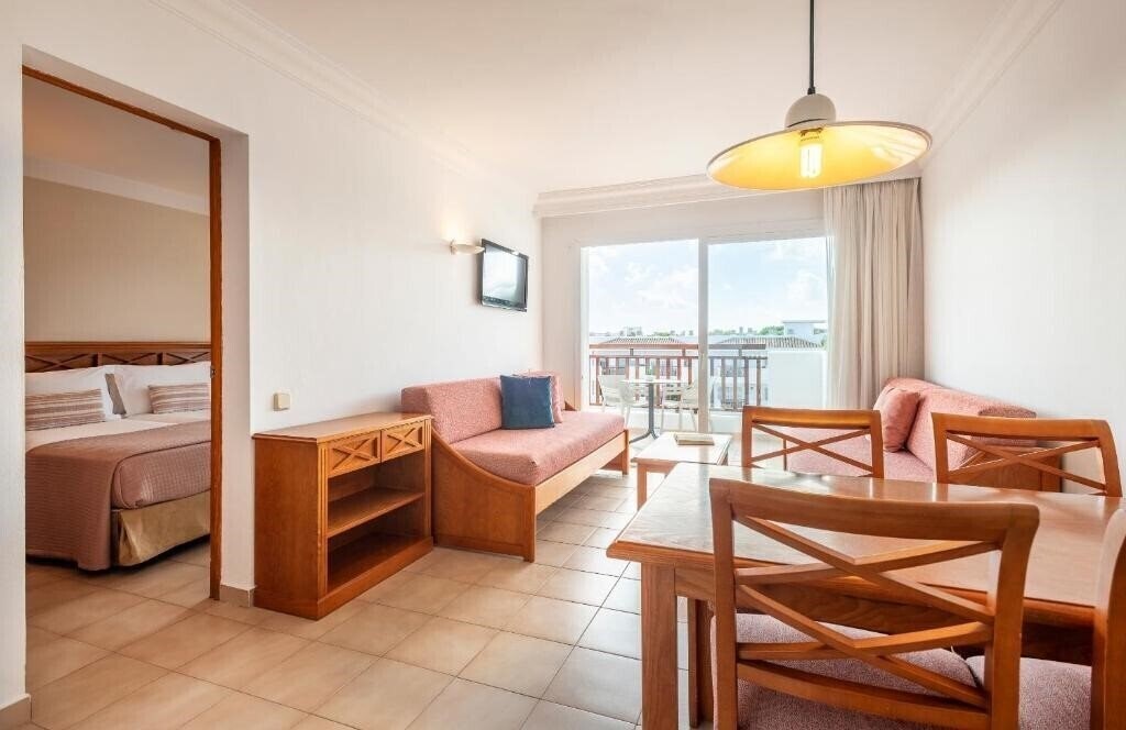 Панорама Inturotel Cala Azul Park 3*