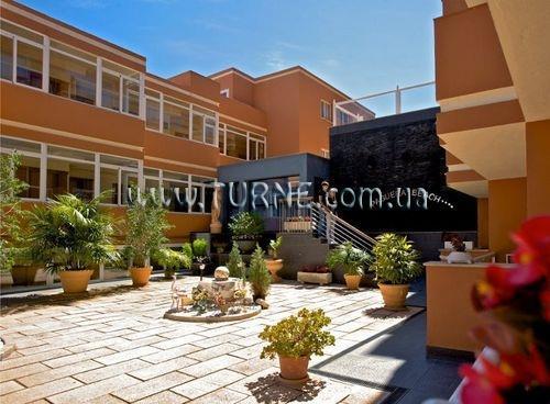 Апартаменти Paguera Beach Aparthotel 4*