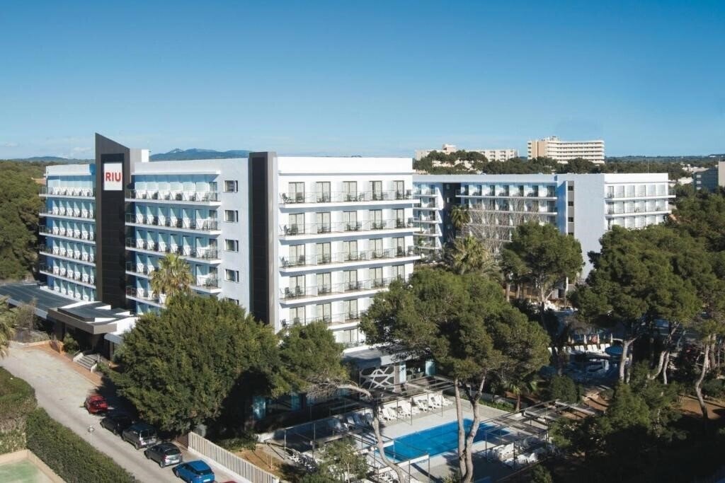 Територія Riu Bravo 4*