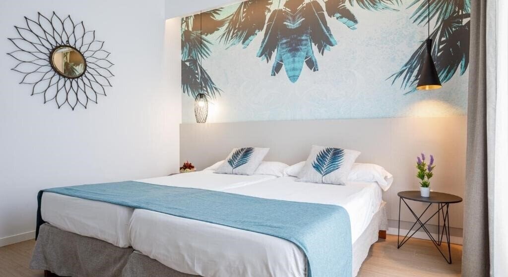 Панорама TORA HOTEL 3*