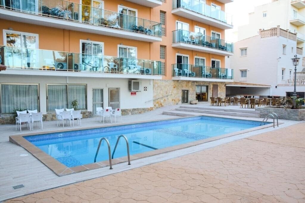 Вид Costa Mediterraneo 2*