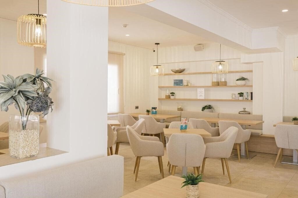 Панорама Gabarda & Gil 1*