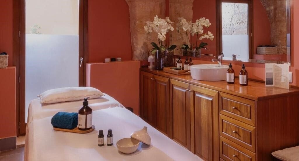 Фотографія Boutique Hotel Calatrava 5*