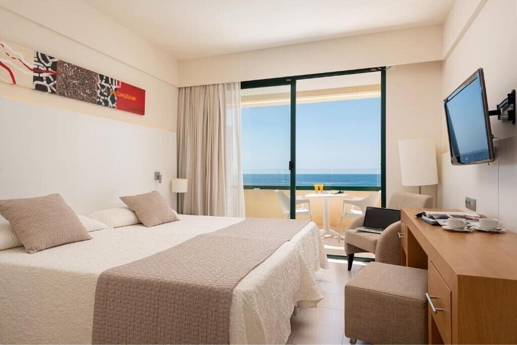 Апартаменти Hipotels Marfil Playa 4*