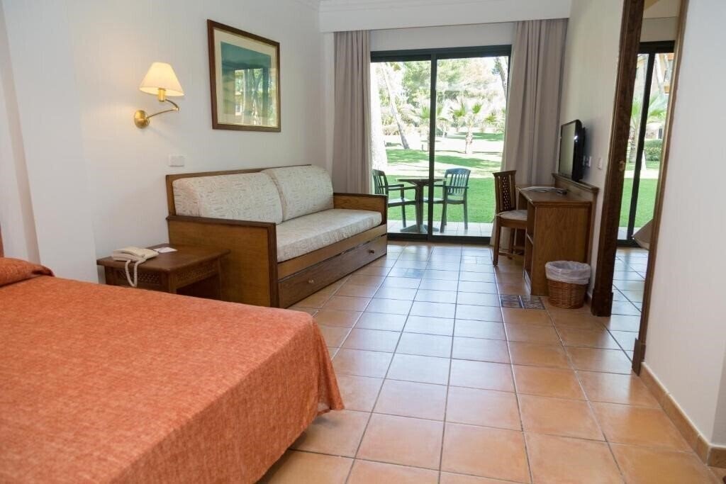 Изображение Fergus Club Vell Mari 4*