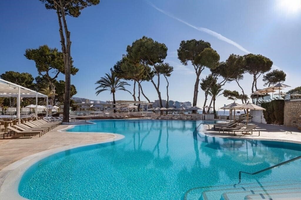 Апартаменты Calvia Beach The Plaza (ex. Sol House The Plaza Calvia Beach) 4*