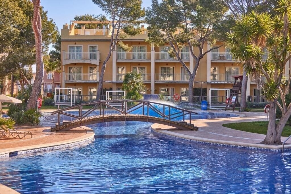 Вид Zafiro Mallorca 4*