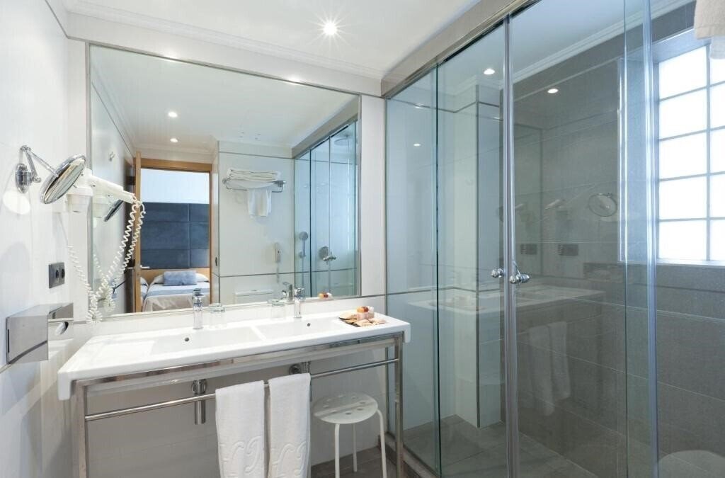 Зображення Mirador 4*