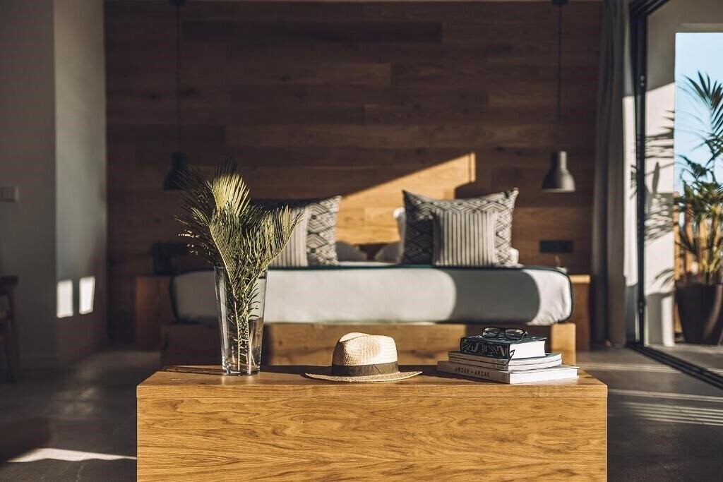 Апартаменти Las Gaviotas Suites 4*