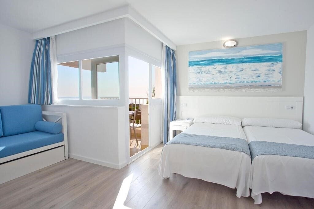 Панорама Hyb Eurocalas 4*