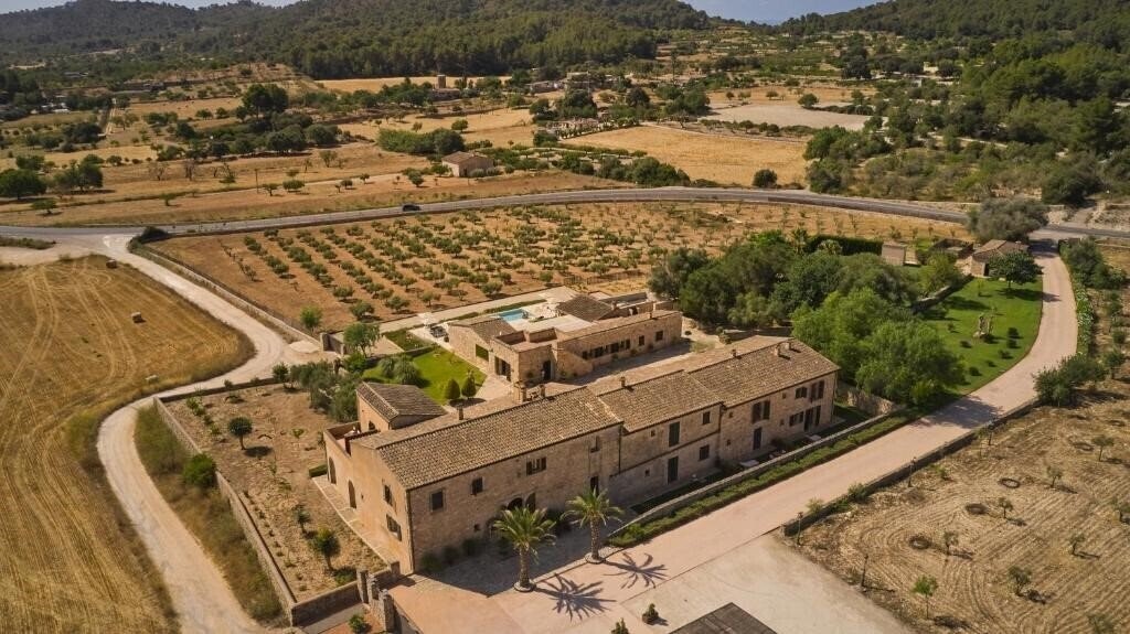 Панорама Hotel Rural Es Riquers 3*