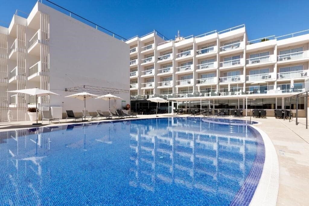 Изображение Peguera Beach Apart Hotel 4*