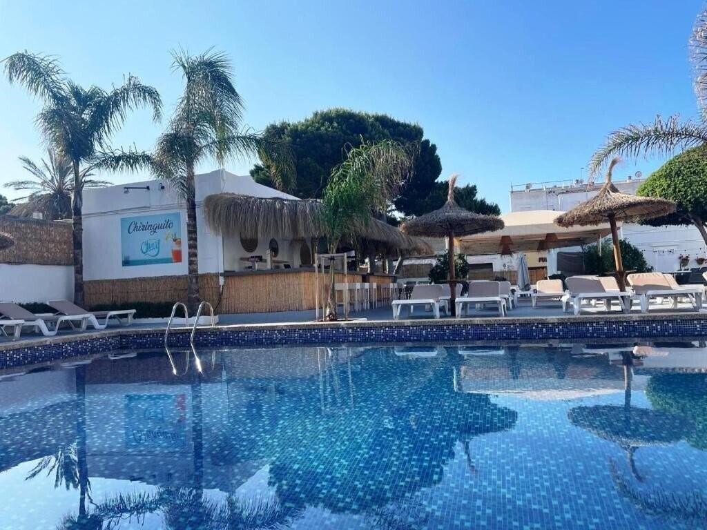 Панорама Hotel Chevy 3*