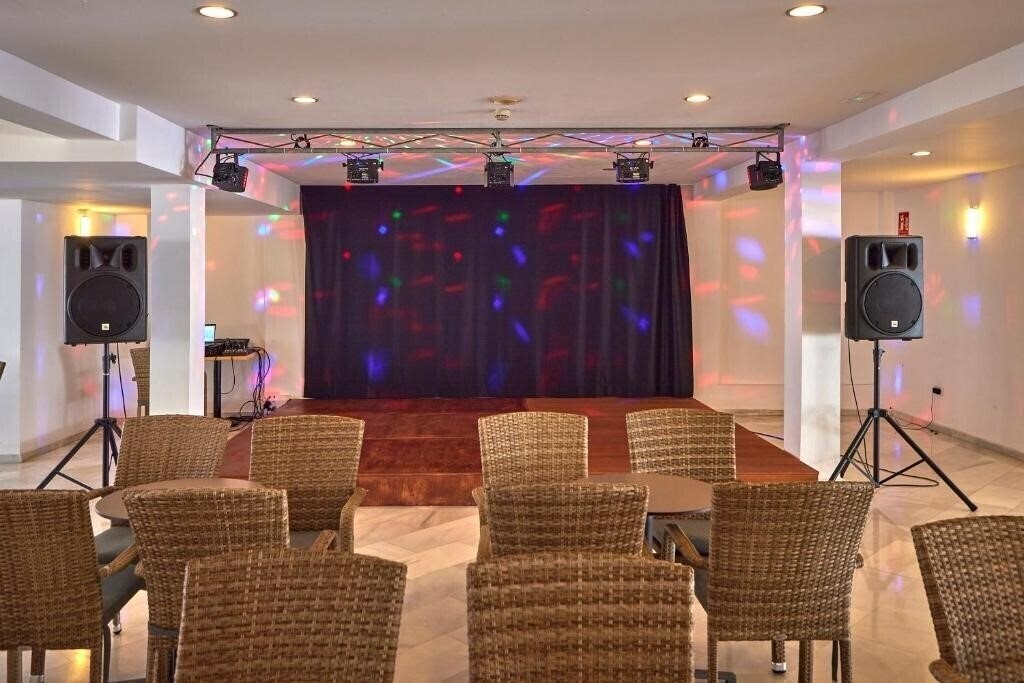 Апартаменти Illusion Vista Blava 3*