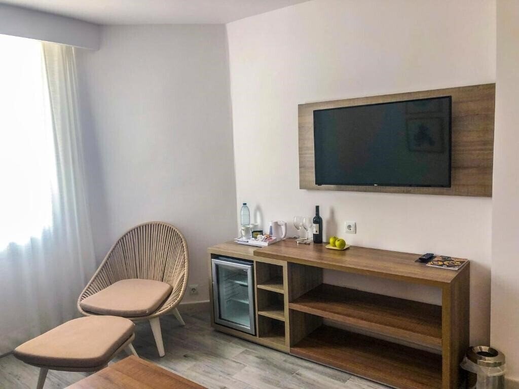 Панорама Globales Hotel Don Pedro (Adults Only From 18 Y.O.) (ex. Sensimar Don Pedro) 4*