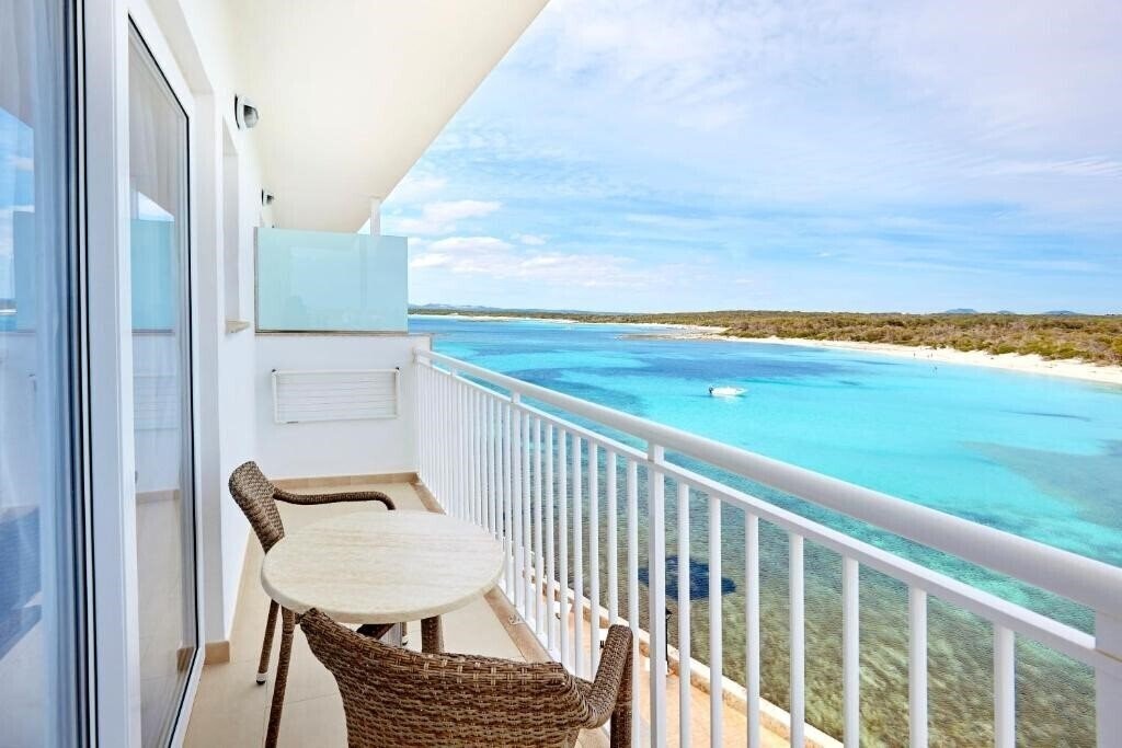 Панорама Universal Hotel Marques 4*