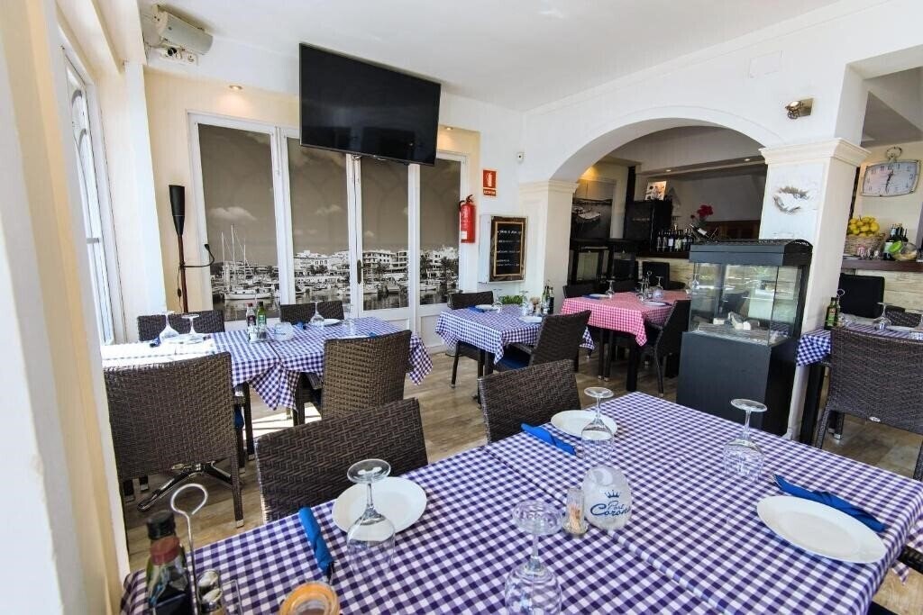 Апартаменты Port Corona 2*