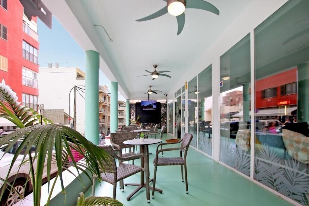 Панорама Hotel Boogaloo 2*