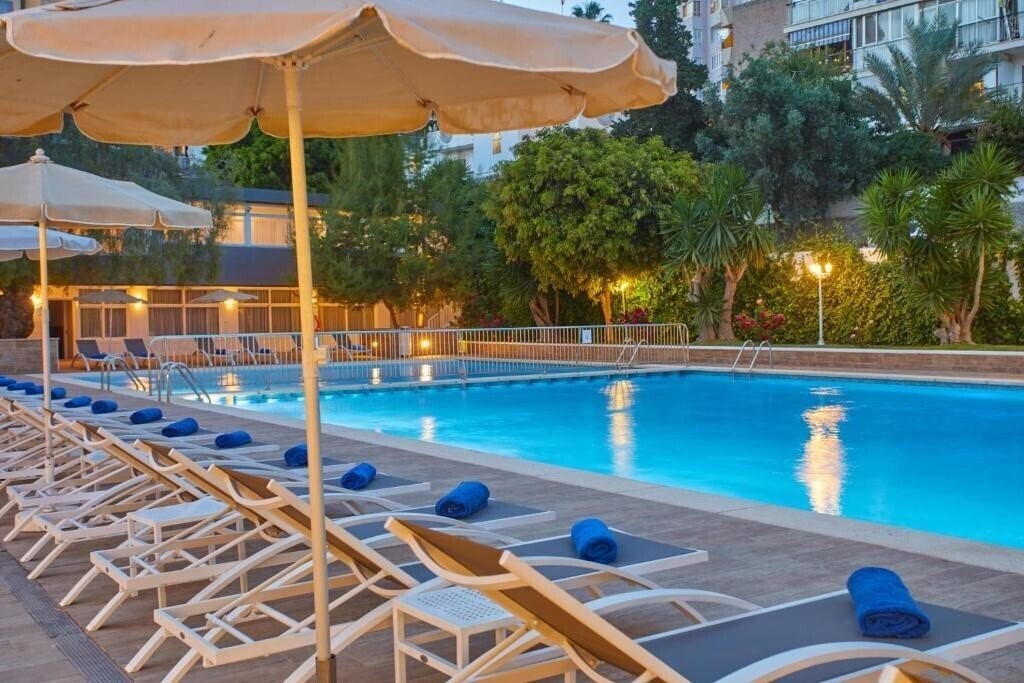 Территория Hotel Joan Miro Museum 4*