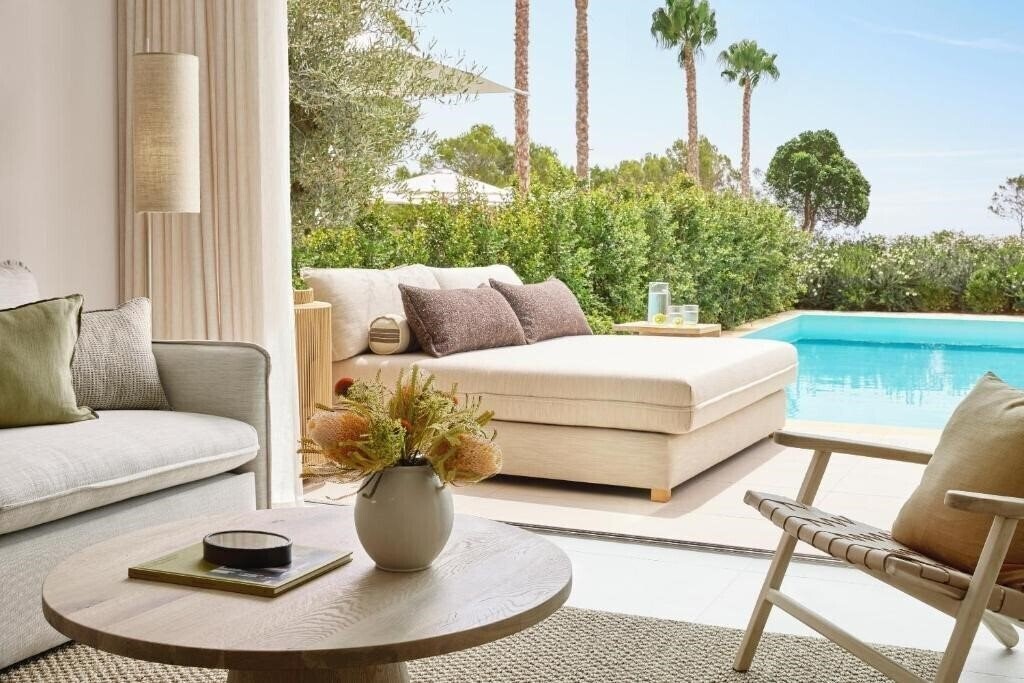 Апартаменты Ikos Porto Petro 5*