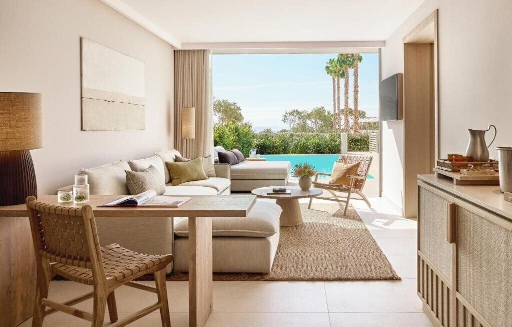 Панорама Ikos Porto Petro 5*