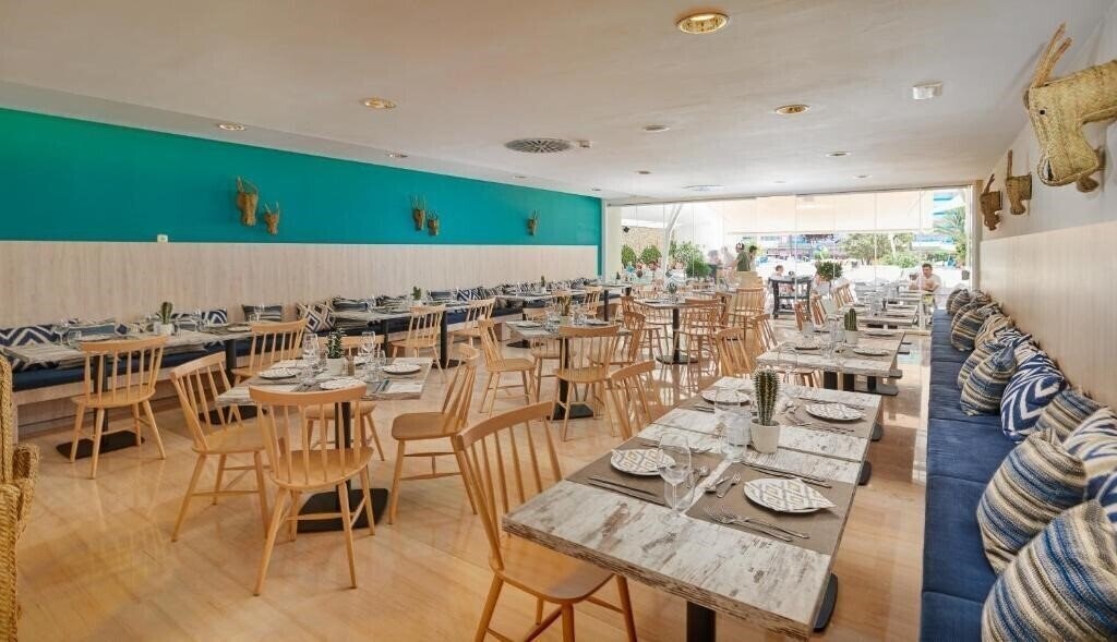 Апартаменты Hipotels Coma Gran 4*