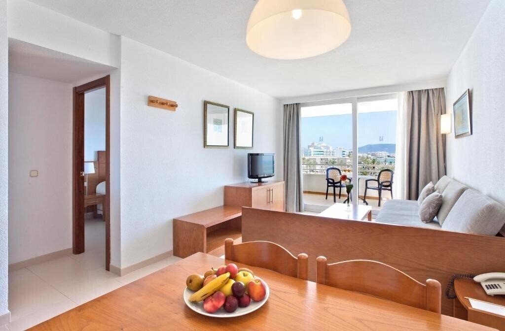 Фотографія Hipotels Mercedes Aparthotel 4*