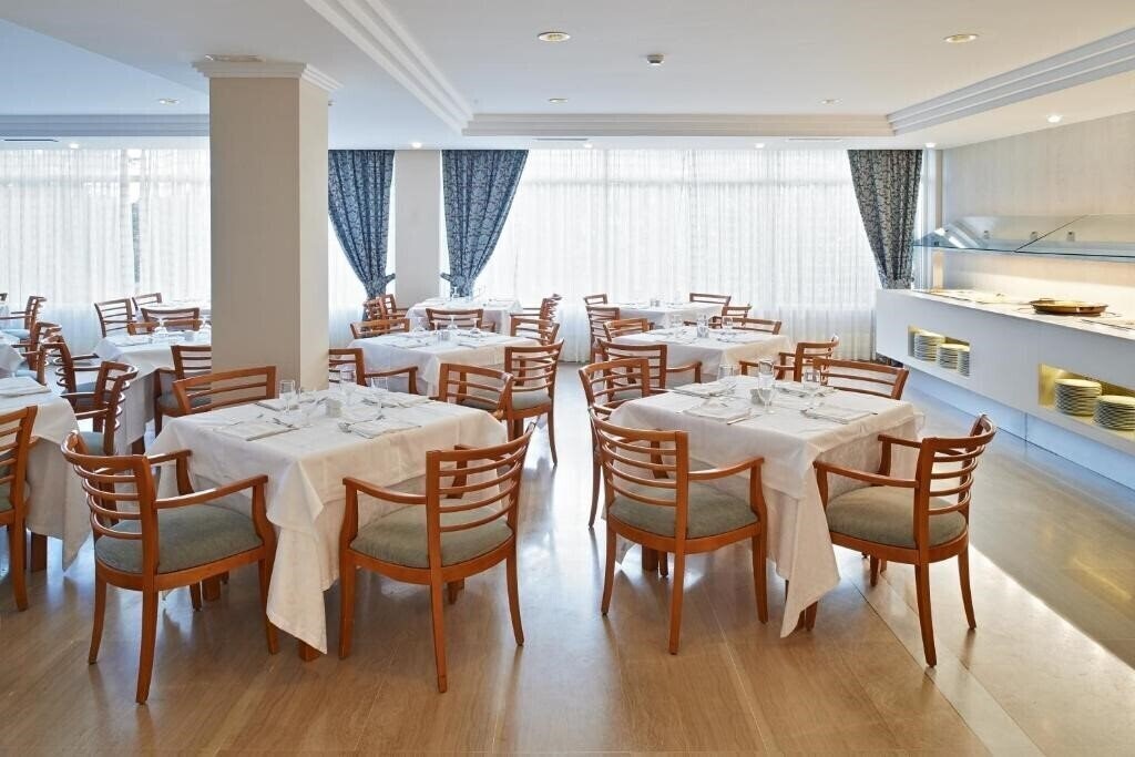 Картинка Hipotels Mercedes Aparthotel 4*