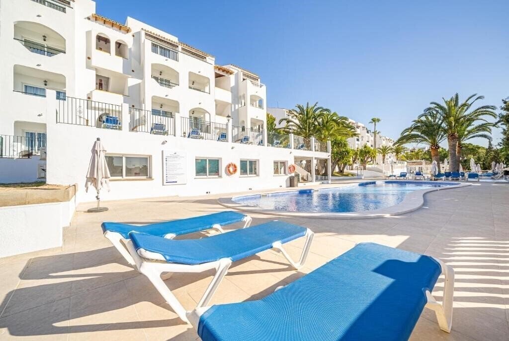 Территория Holiday Center (Santa Ponsa) 3*