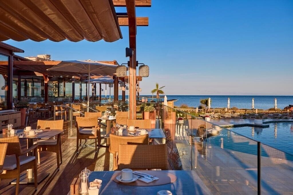 Панорама Universal Grand Leon & Spa 5*