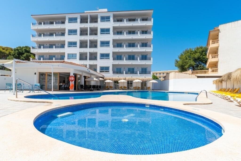 Отель Appartements La Perla Negra 2*