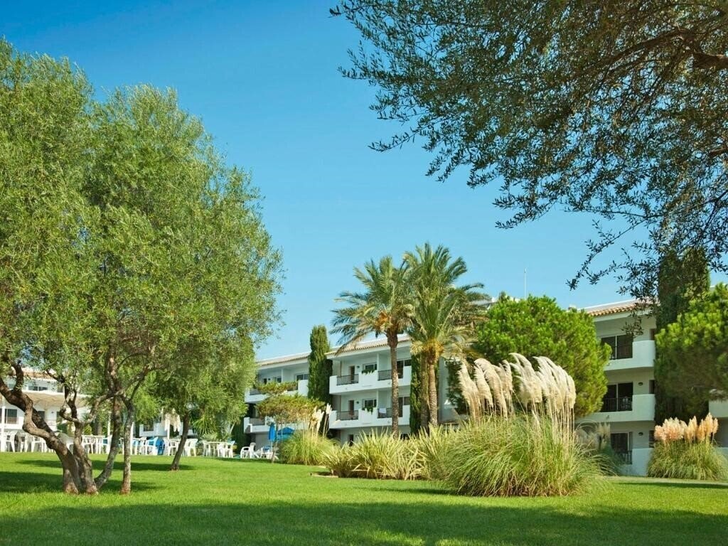 Вид Inturotel Azul Garden 3*