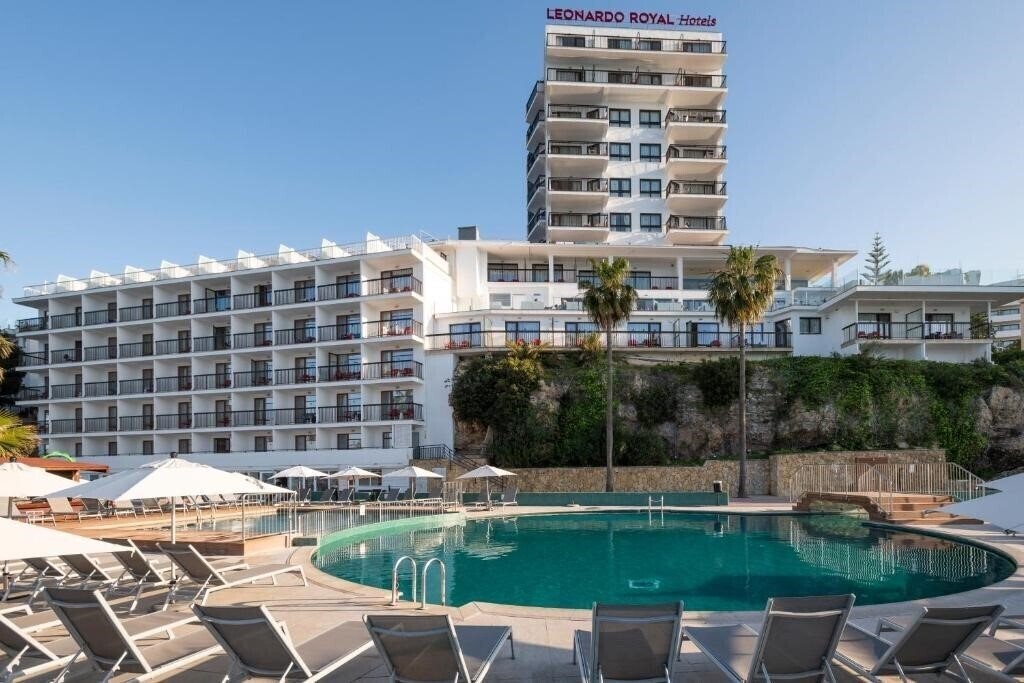 Отель Leonardo Royal Hotel & Suites Mallorca 4*