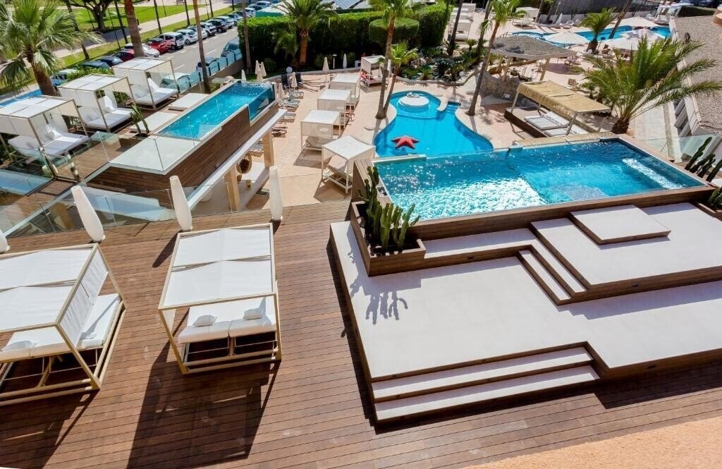 Апартаменты Marins Beach Club (ex. Marins Cala Nau) 4*
