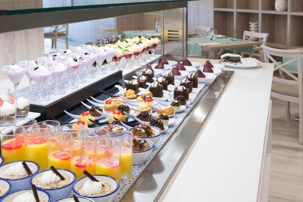 Територія Ona Palmira Paguera 4*