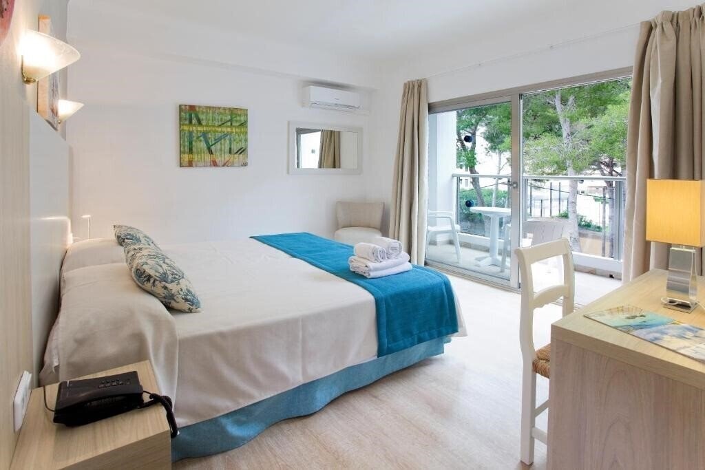 Панорама Petit Garden Hotel By Flacalco 3*