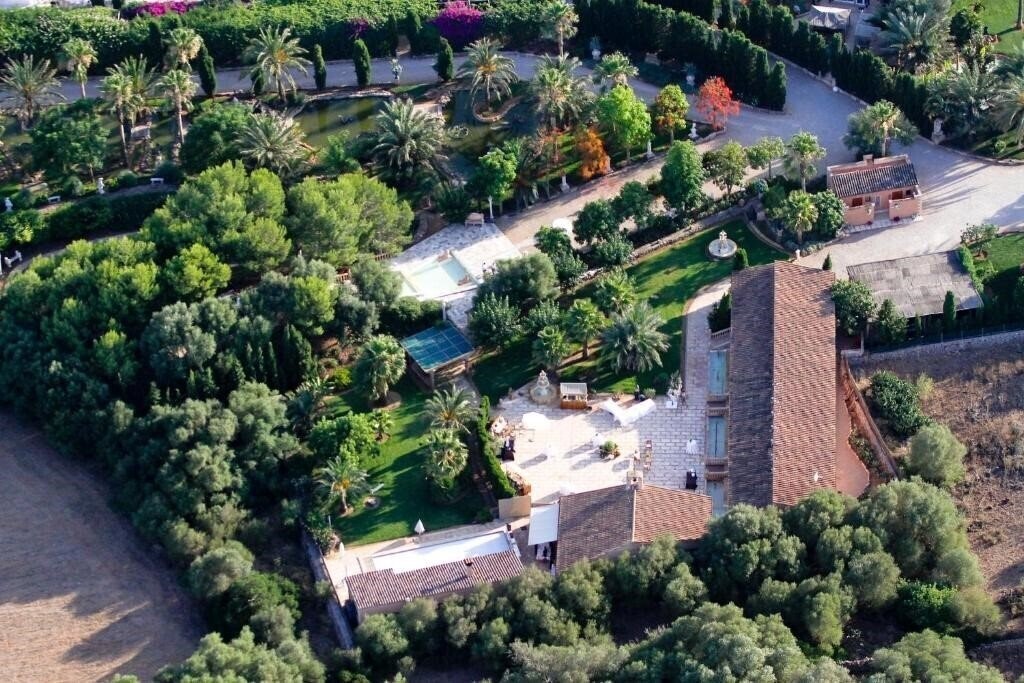 Вид Es Revellar Art Resort 4*