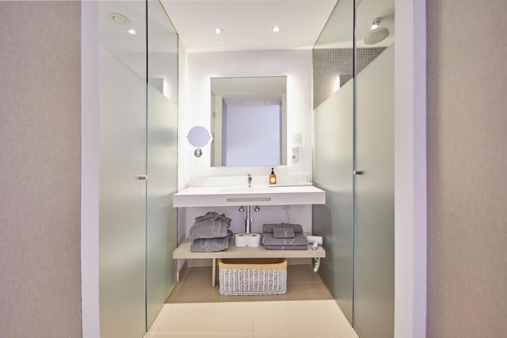 Фото Monsuau Cala D'Or Boutique - Adults Only  Superior 4*