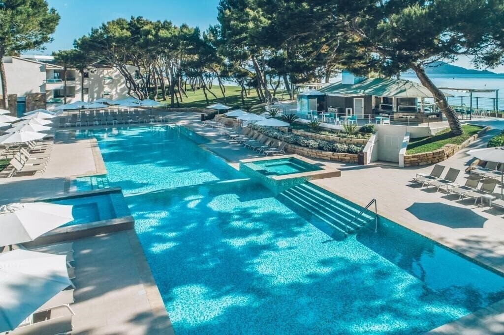 Апартаменты Iberostar Selection Playa De Muro Village 5*