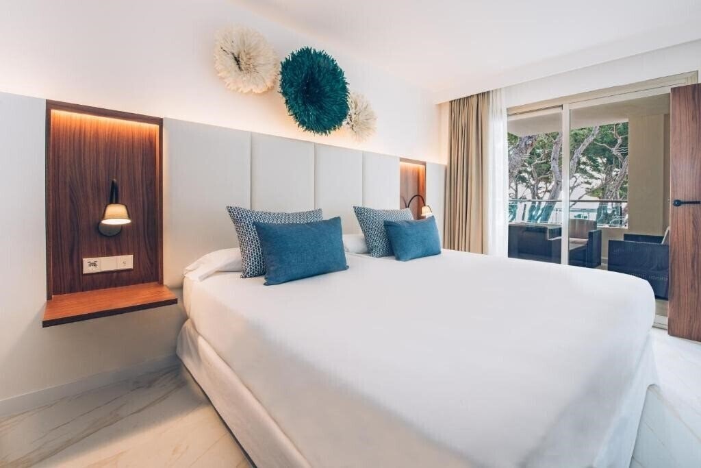 Фото Iberostar Selection Playa de Muro Village 5*