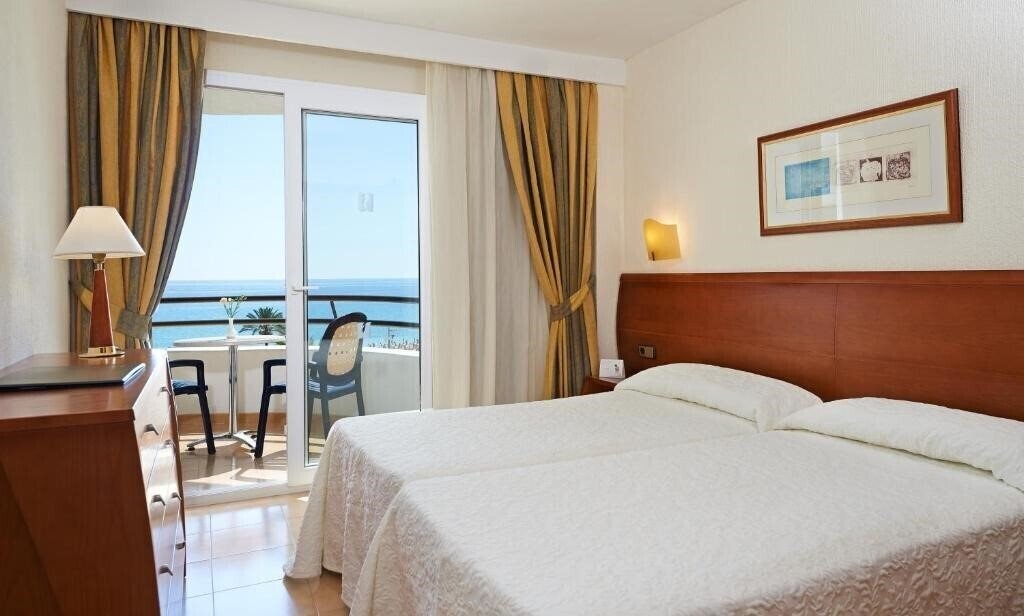 Фото Hipotels Dunas Cala Millor 3*