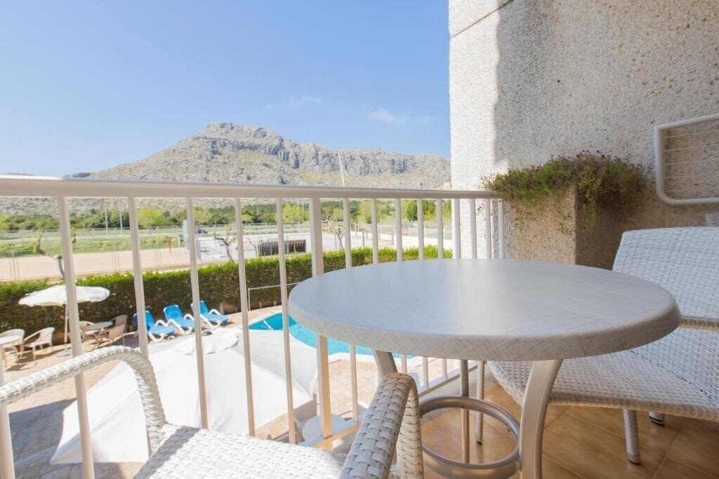 Территория Massol Apartments 3*