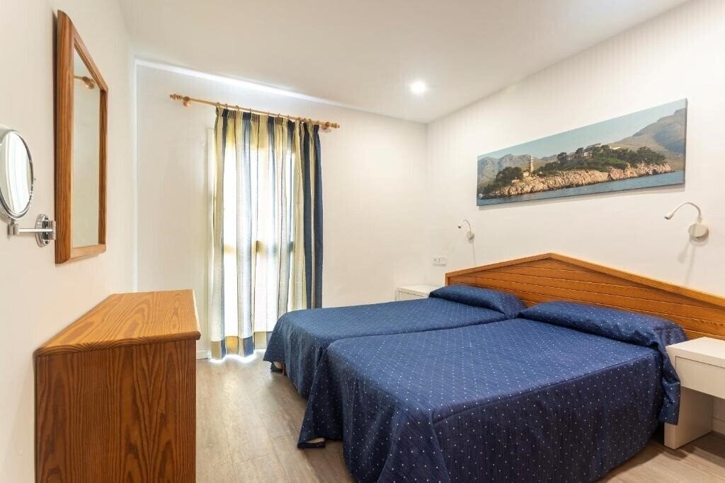 Панорама Massol Apartments 3*