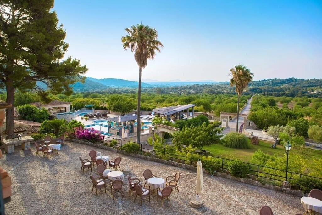 Территория Monnaber Nou Finca Hotel & SPA 4*