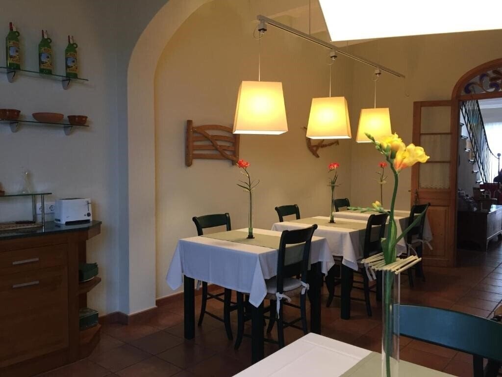 Вид Hotel Es Mercadal 3*