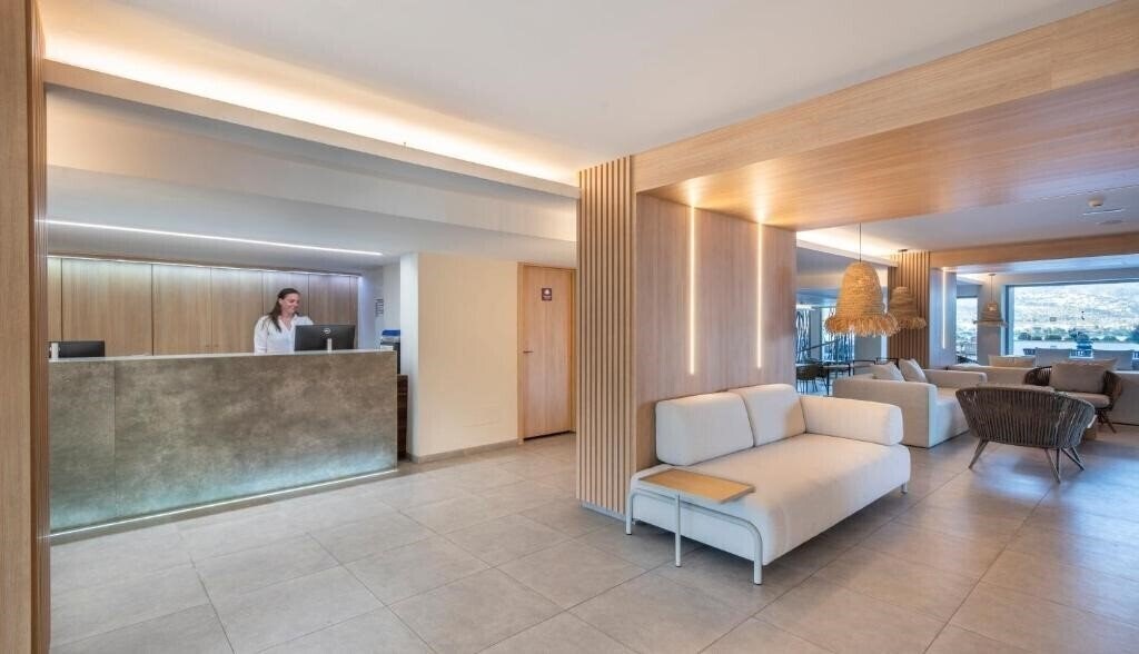 Територія Leonardo Royal HTL Mallorca Palmanova Bay 4*